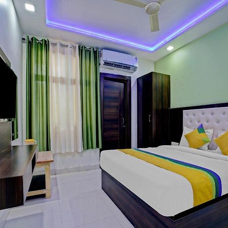 Hotel The Orient Tree, Agra Agra  Buitenkant foto